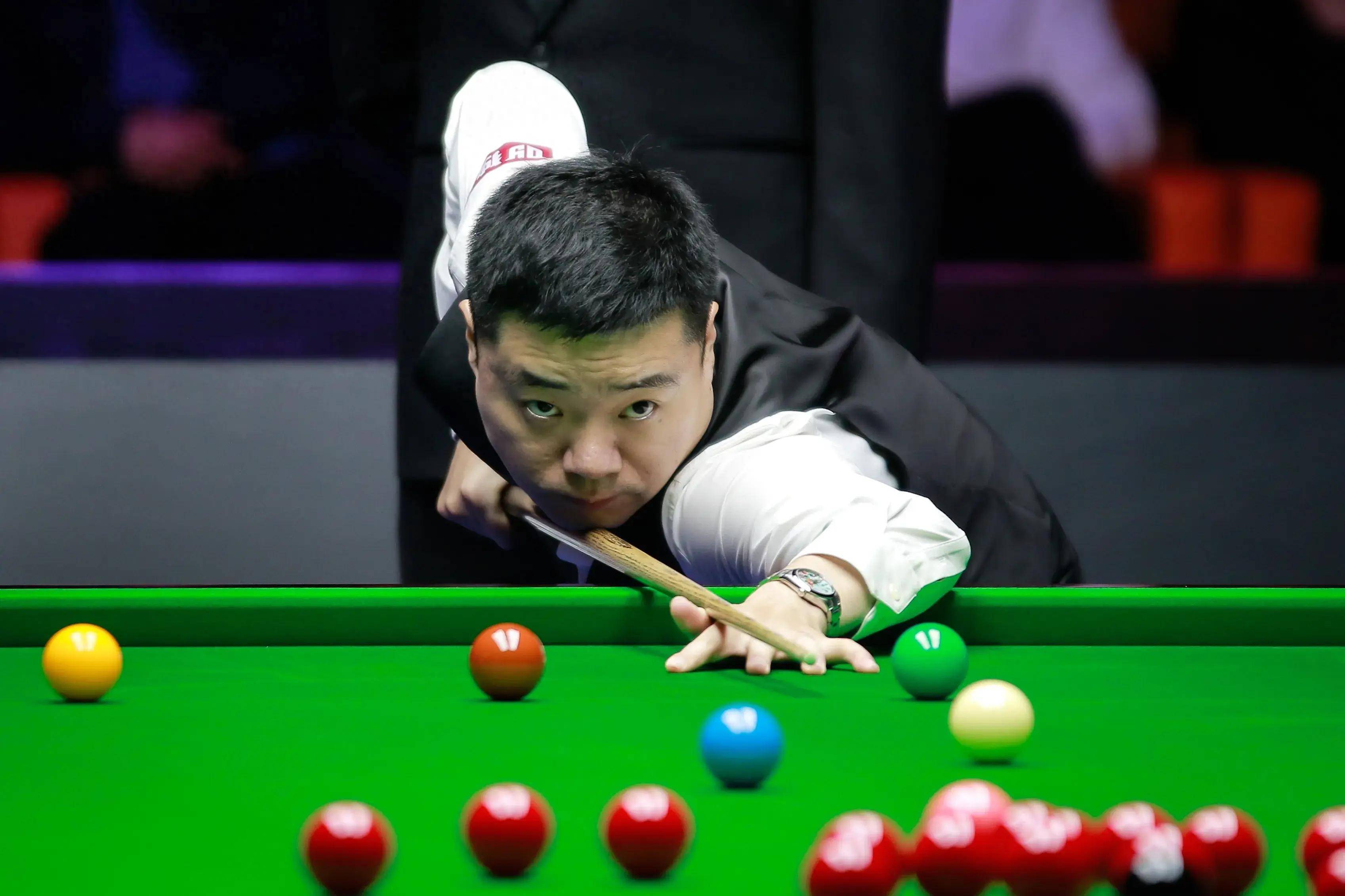 星光熠熠 星光熠熠